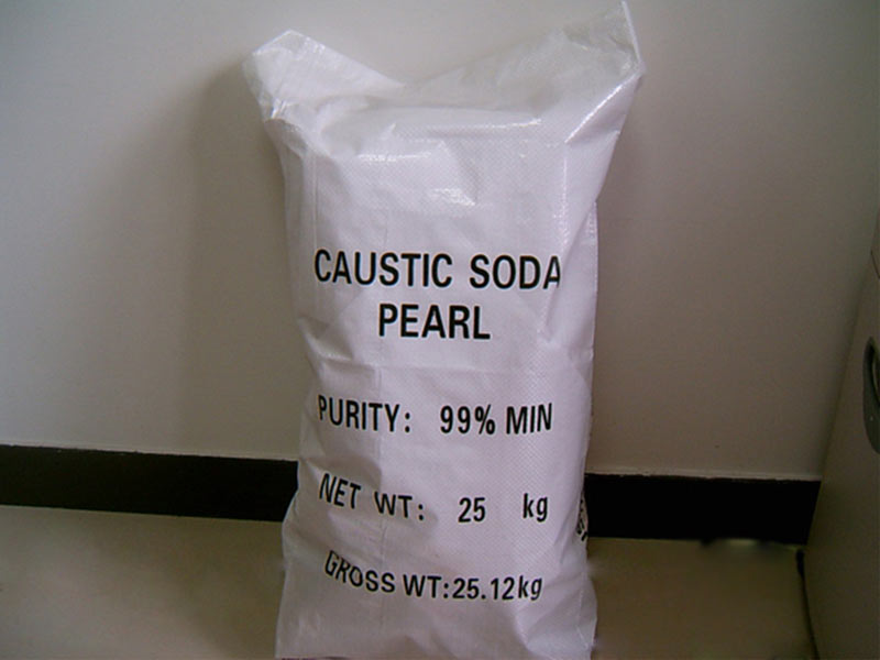 caustic soda pearls